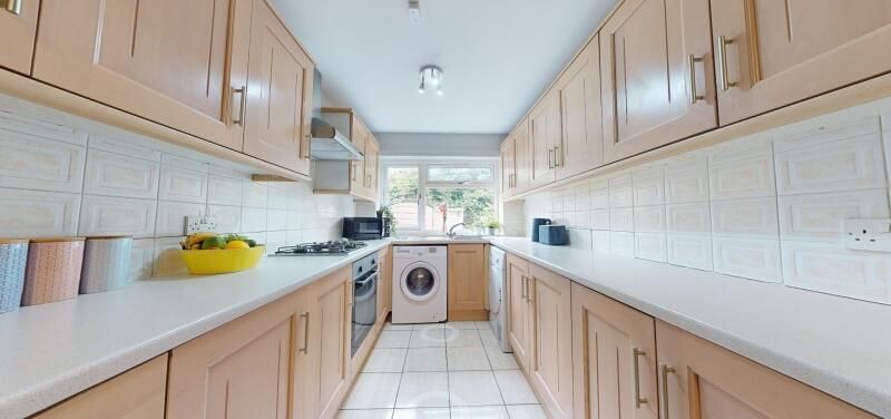 Property photo 1 of 9 Dalberg Rd, London Sw2