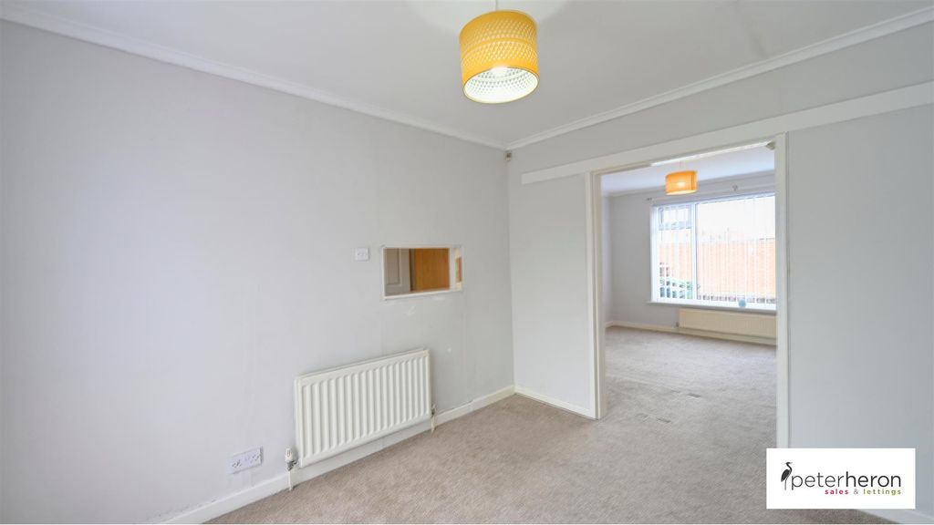 Property photo 3 of 16 Dining Room