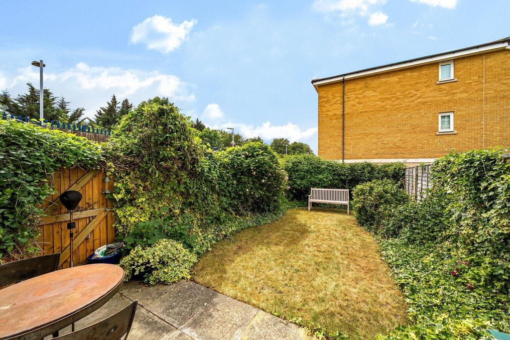 Property photo 3 of 16 Picture No. 16