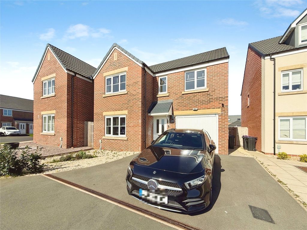 Property photo 1 of 16 Gardens