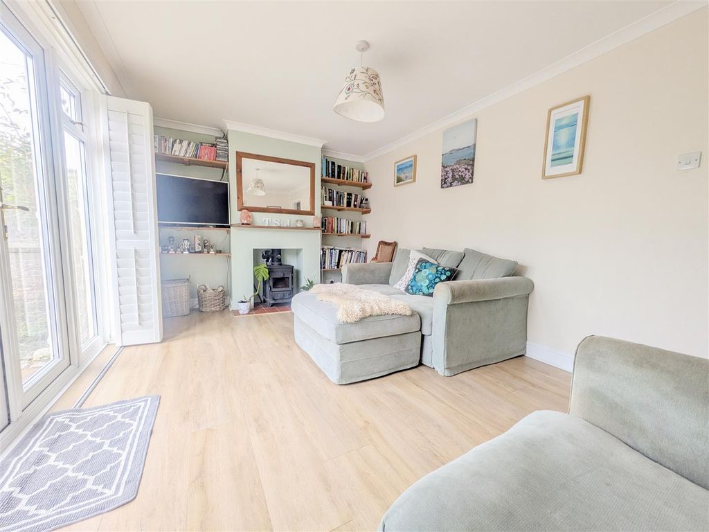 Property photo 3 of 15