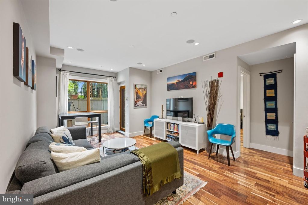 Property photo 2 of 13 <Alttext/>