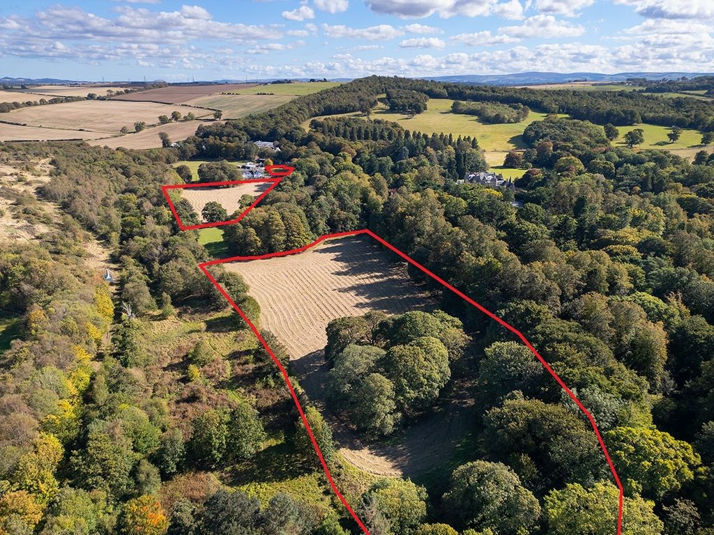 Property photo 2 of 26