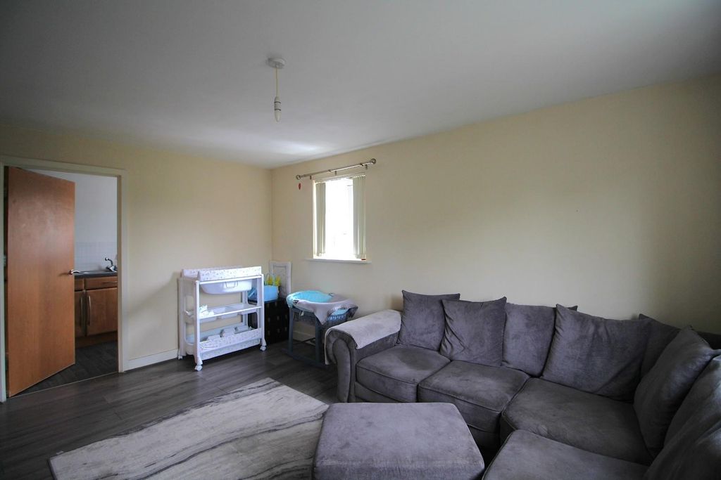 Property photo 2 of 10 Img_1526.Jpg