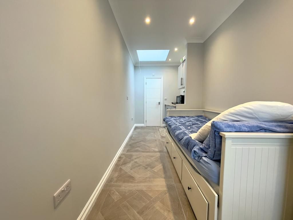 Property photo 1 of 2 Scarle Road, Wembley, Middlesex, Ha0 4Ss