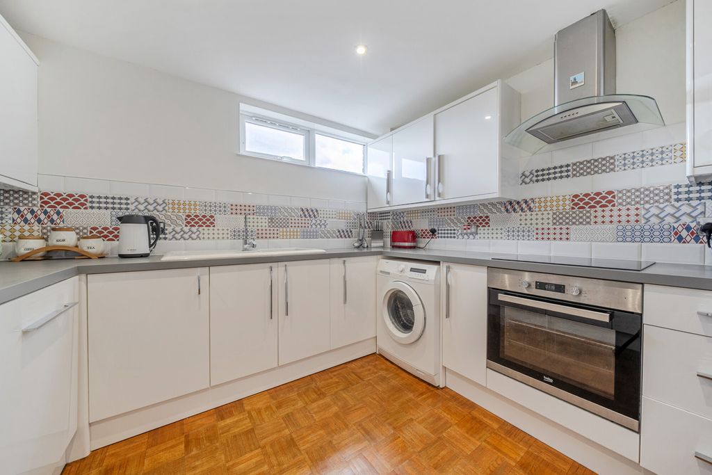 Property photo 2 of 19 1472451-7-6A28014...