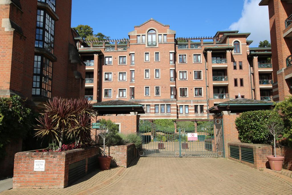 Property photo 1 of 17 Front Building