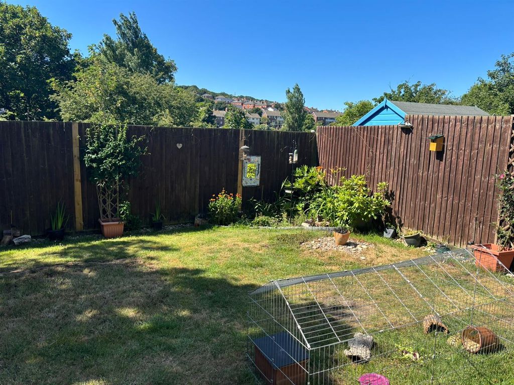 Property photo 2 of 9 Qwkg3044.Jpg