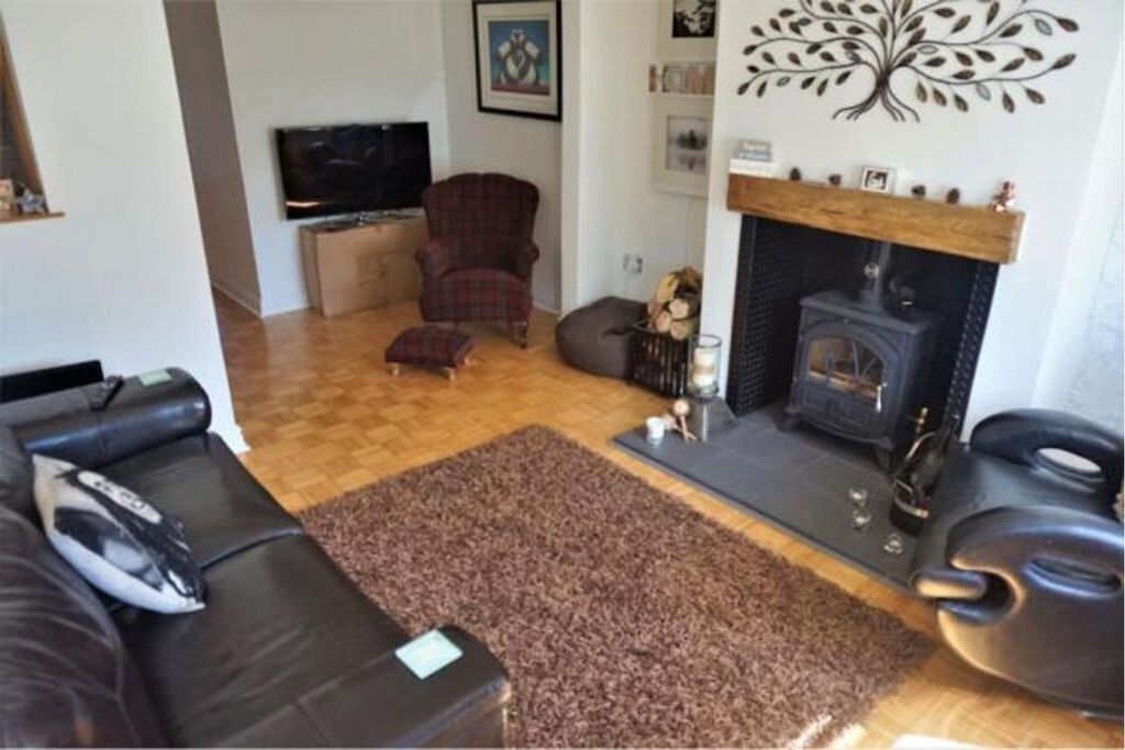 Property photo 3 of 18
