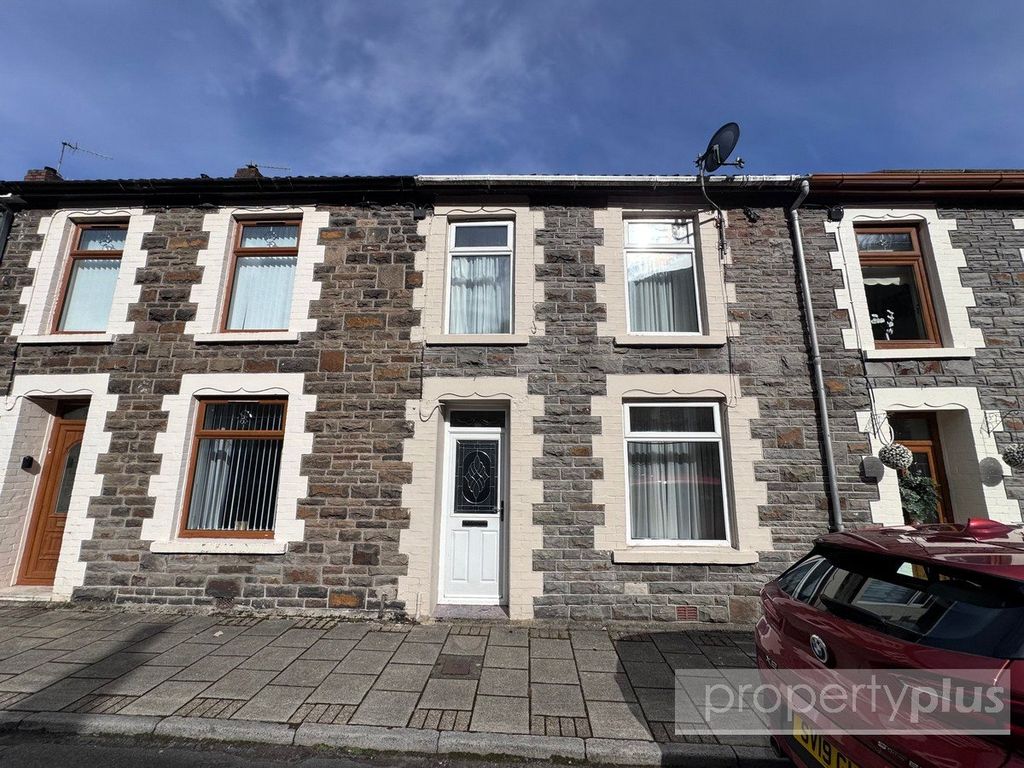 Property photo 3 of 18 Picture No. 23