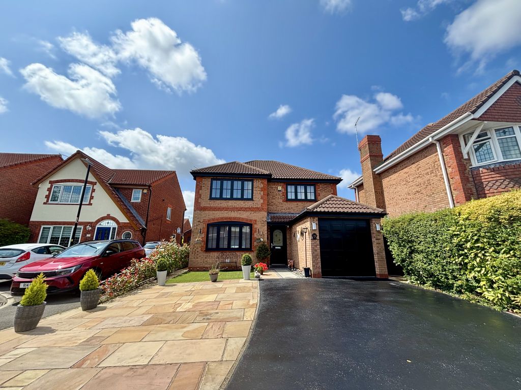 Property photo 1 of 40