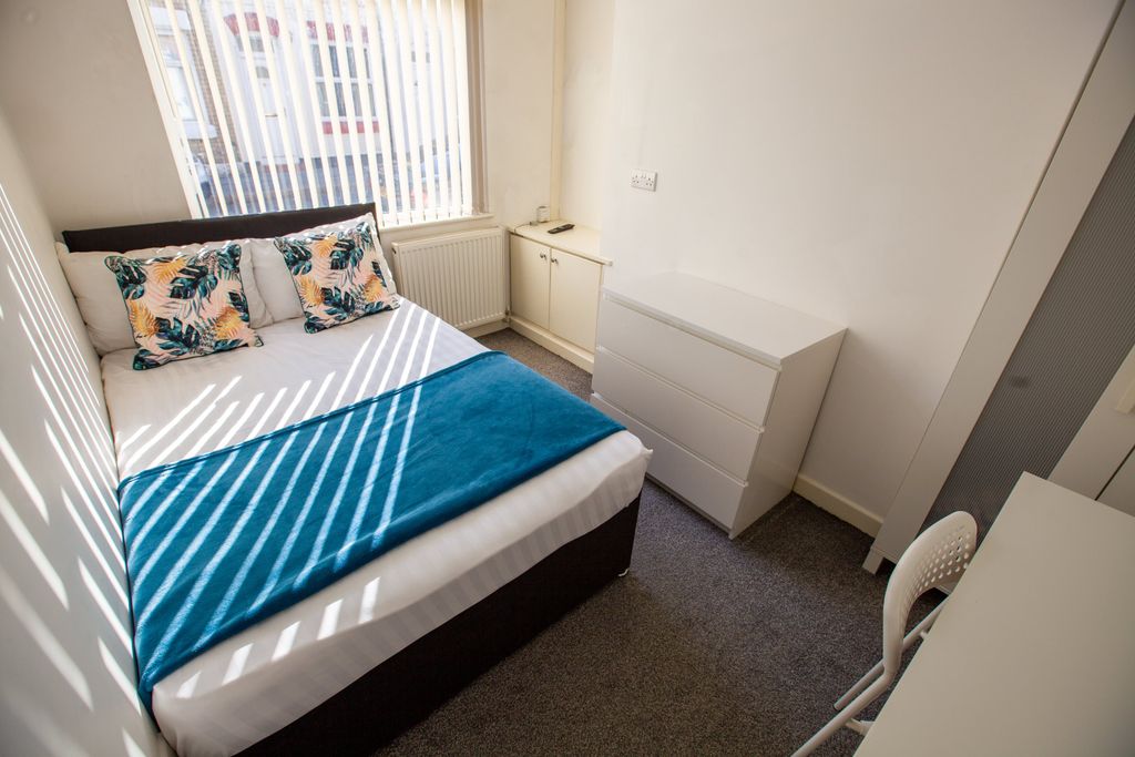 Property photo 2 of 12 Img_0080