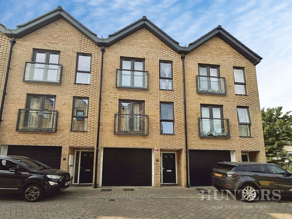 Property photo 1 of 39