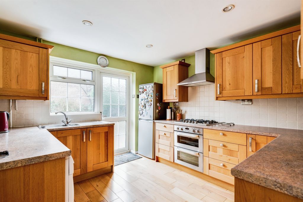 Property photo 3 of 15