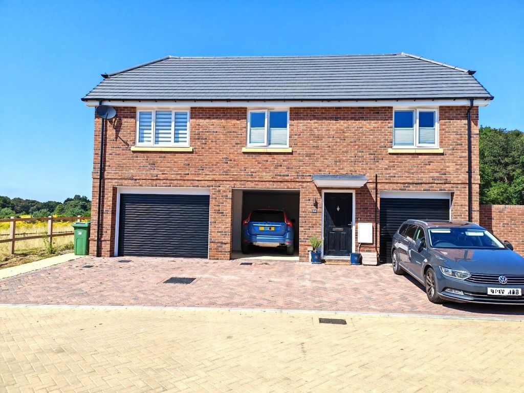 Property photo 1 of 16 c5F7cd99-Cb56-4Fbc-9Bec-F68B7c336Bd1.Jpg
