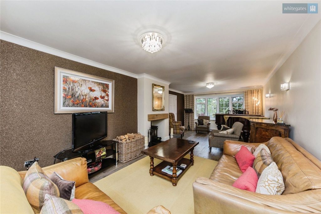 Property photo 3 of 25 Picture No. 02