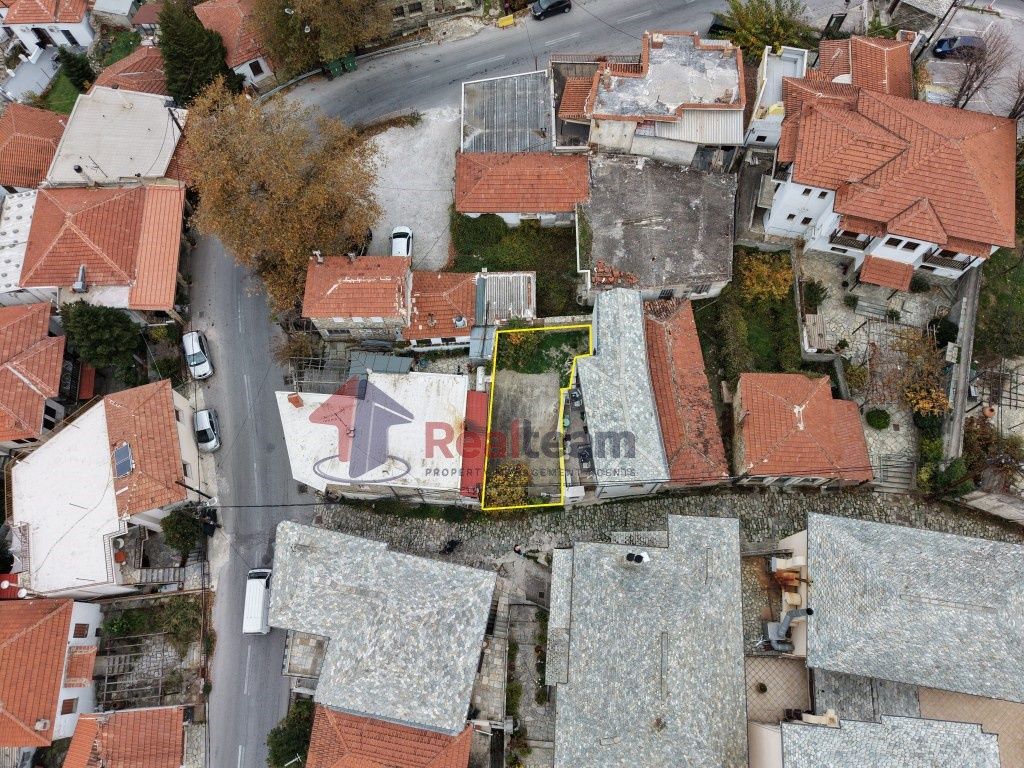 Property photo 3 of 24