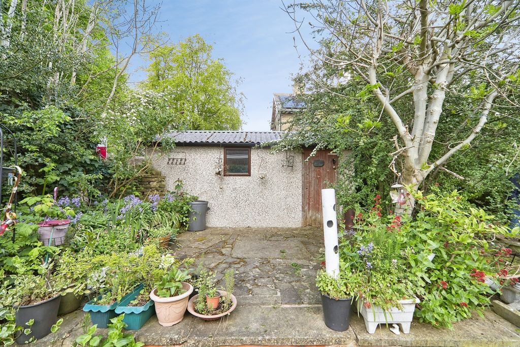 Property photo 2 of 19