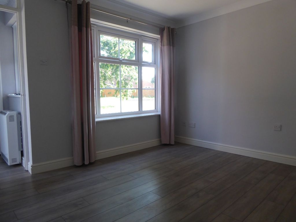 Property photo 3 of 12 5273602