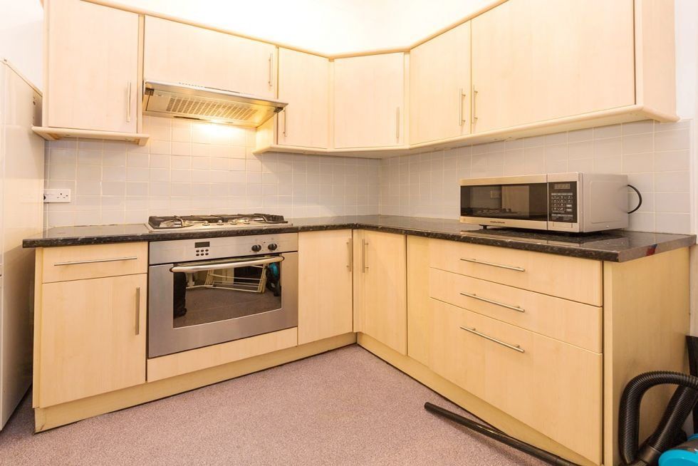 Property photo 1 of 4