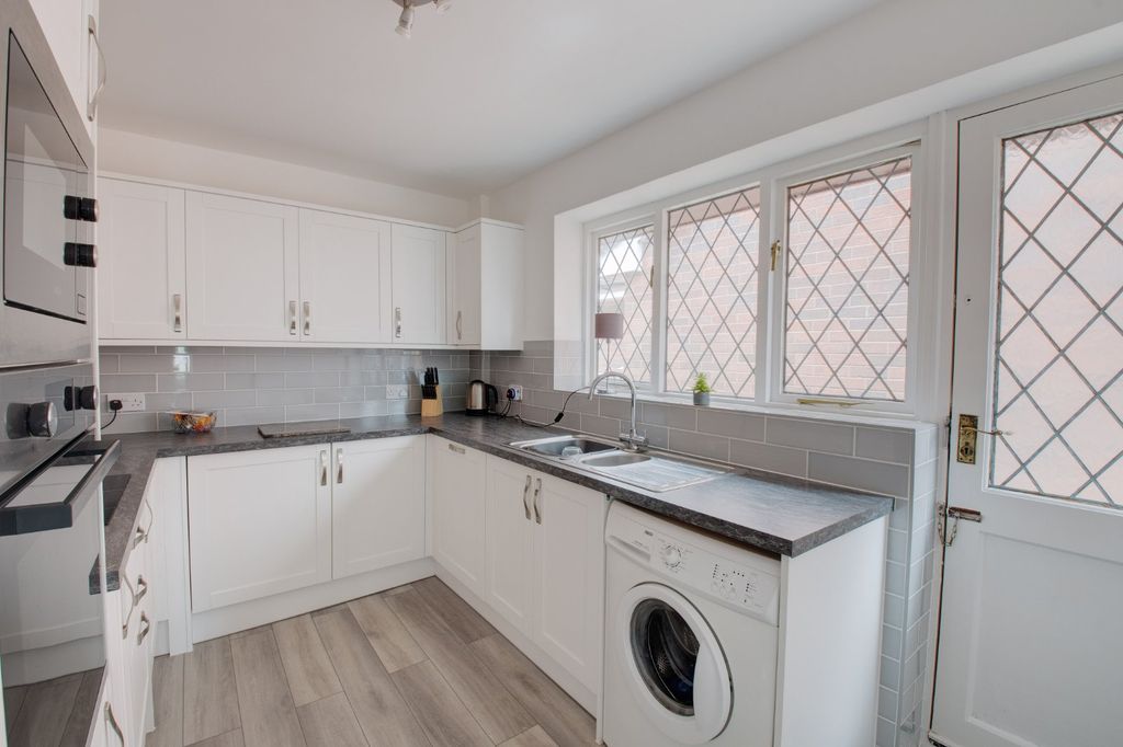 Property photo 3 of 26 Picture No. 06