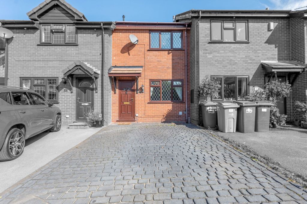 Property photo 1 of 29