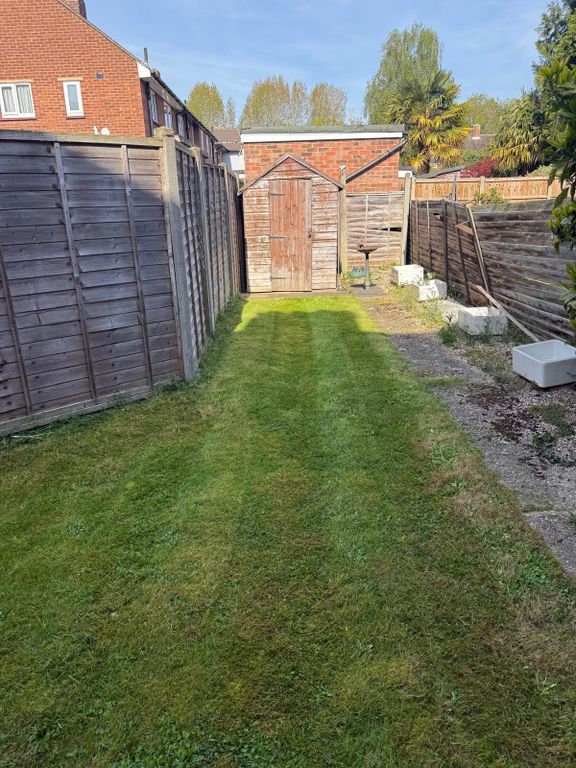 Property photo 3 of 12 Garden