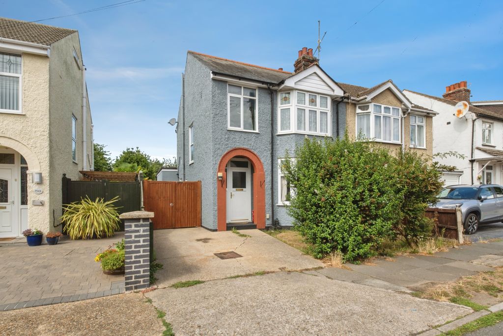 Property photo 1 of 16