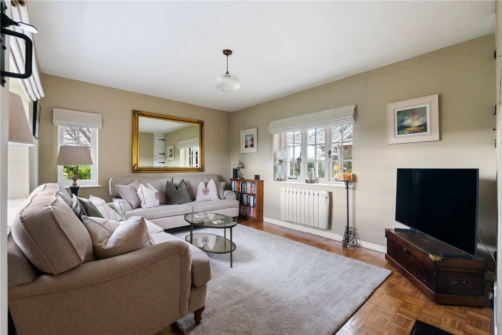Property photo 3 of 19 Picture No. 37
