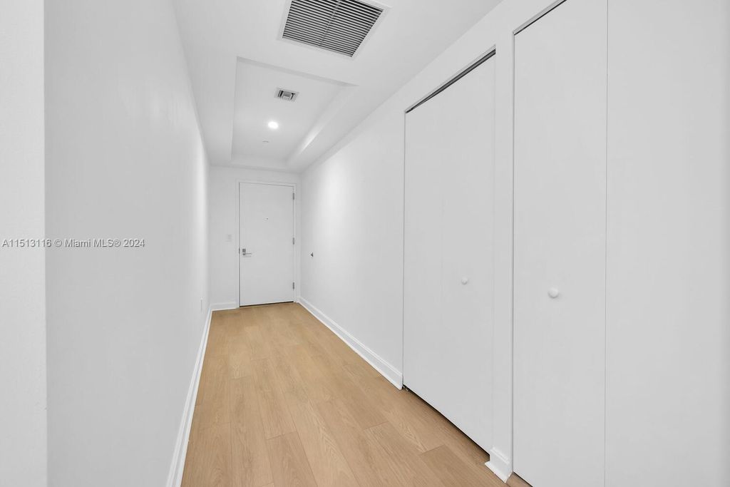 Property photo 3 of 34 <Alttext/>