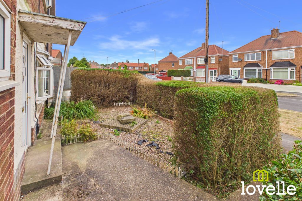 Property photo 2 of 30