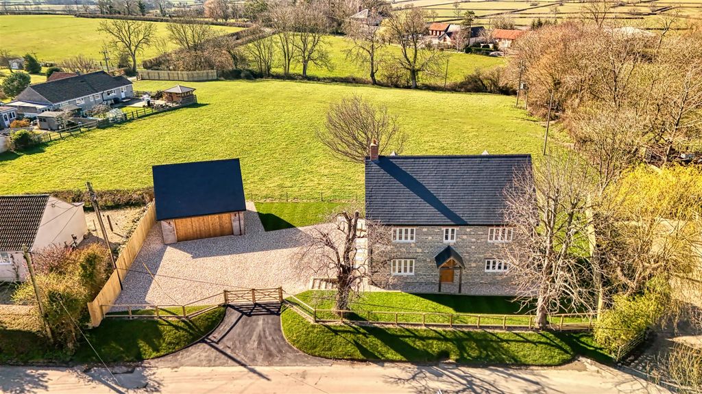 Property photo 1 of 20 Drone