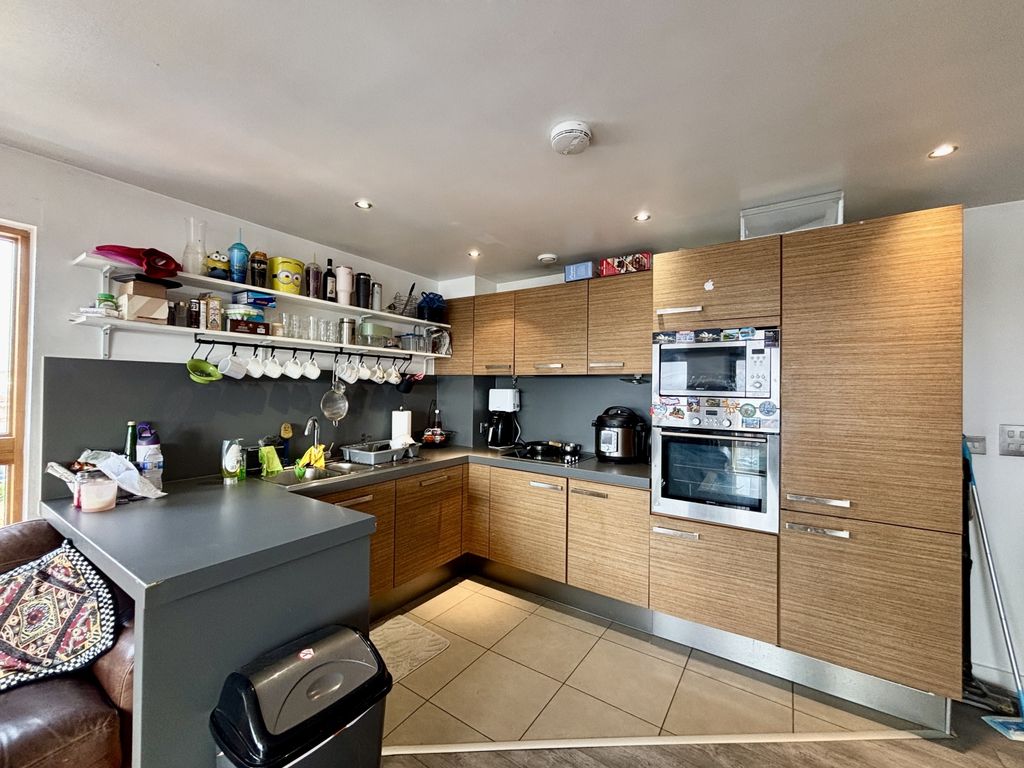 Property photo 3 of 11 Img_8762