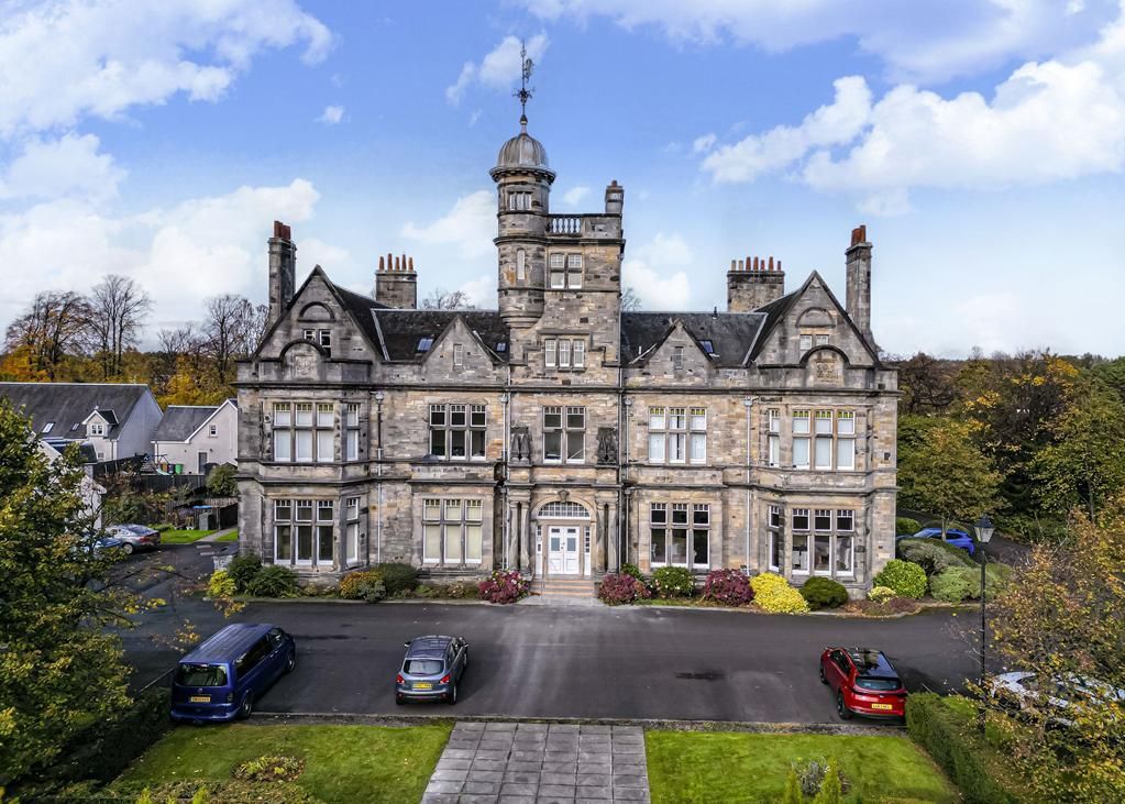 Property photo 1 of 33 Lev1379Pem External.Jpg