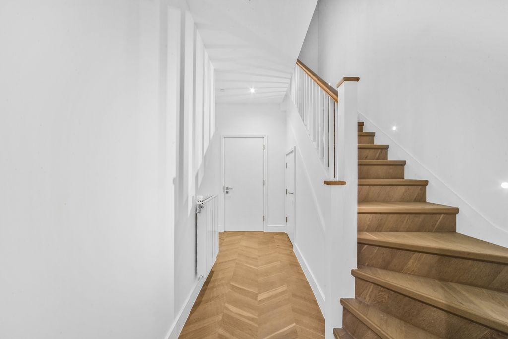 Property photo 3 of 15 Dsc_4381_High