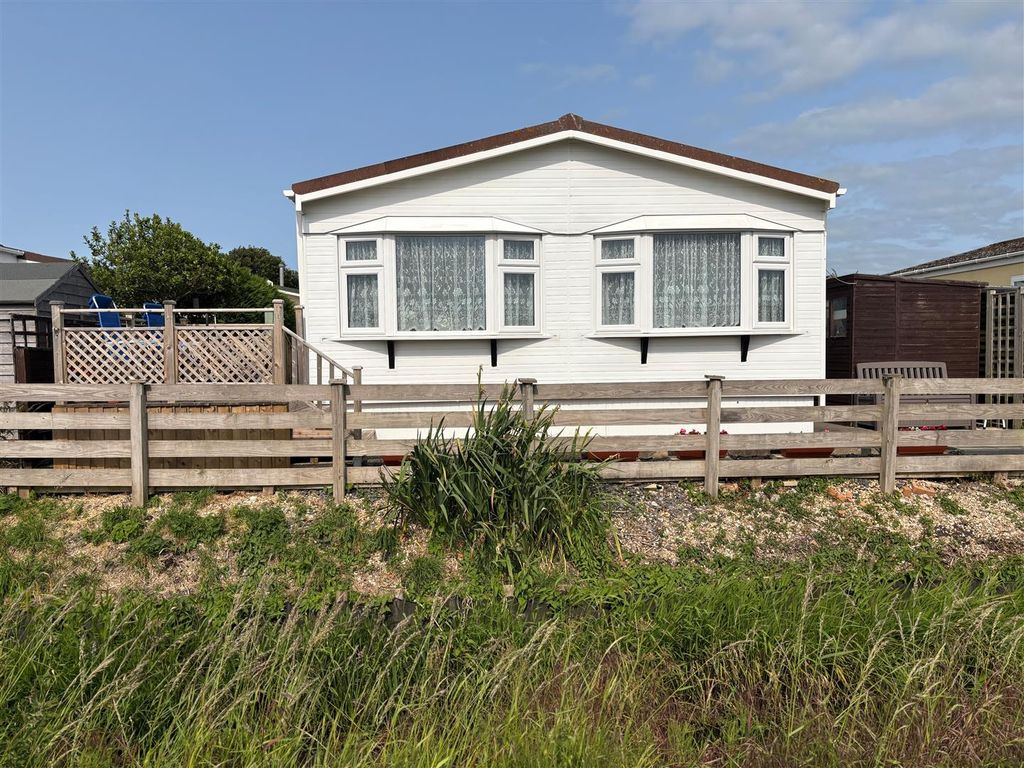 Property photo 1 of 15 Front