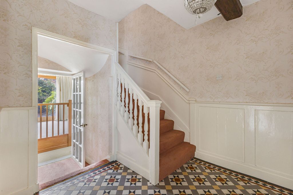 Property photo 3 of 41