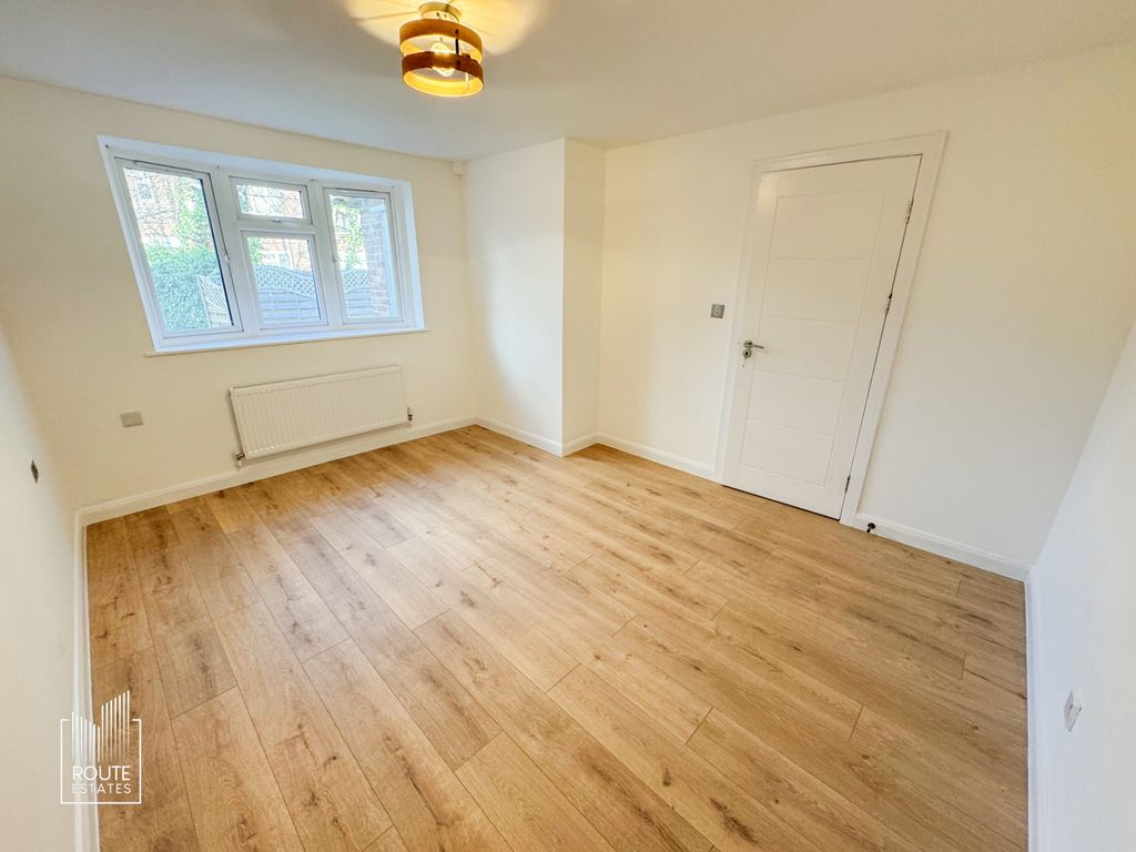 Property photo 2 of 14 Photo 8