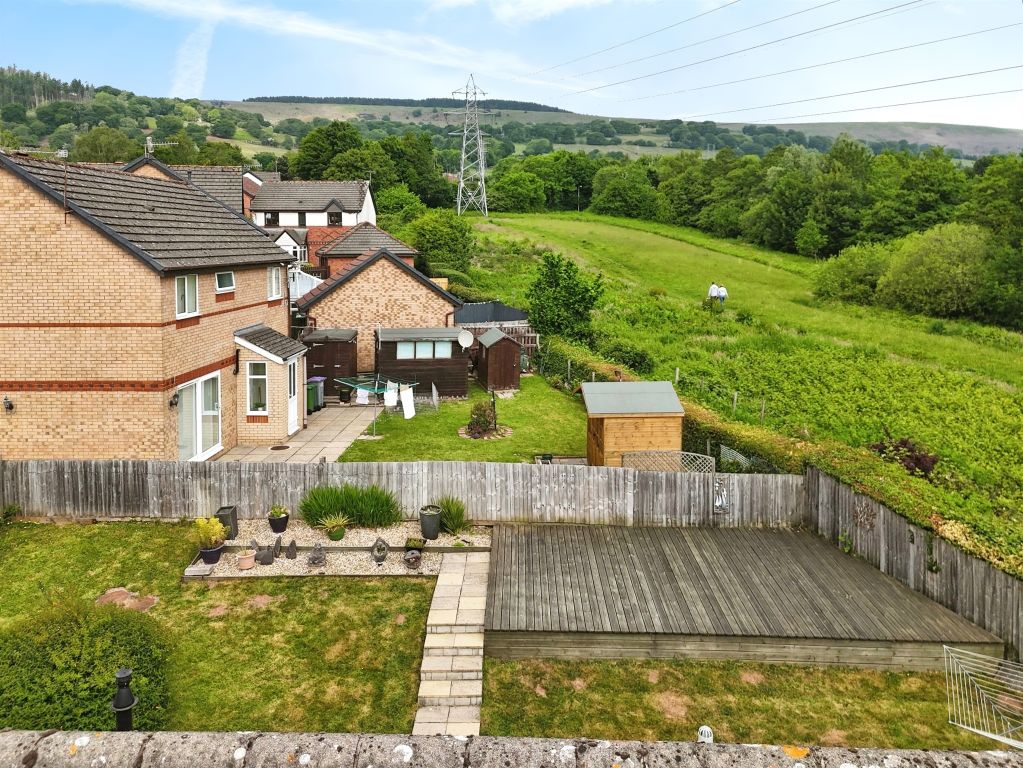 Property photo 3 of 18