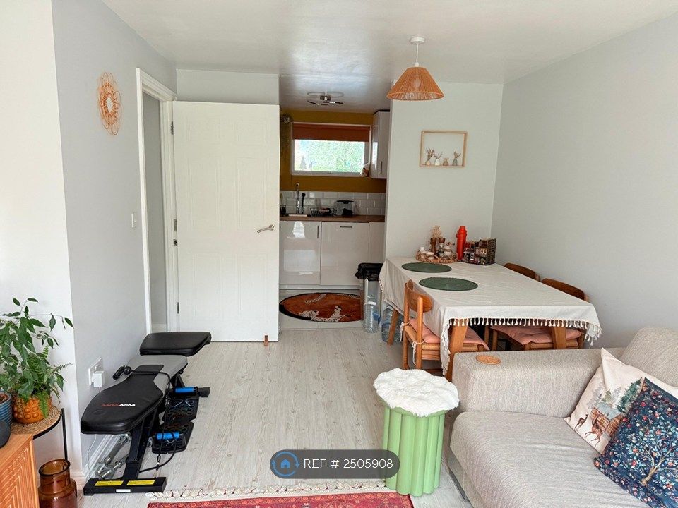 Property photo 3 of 16 Living Room