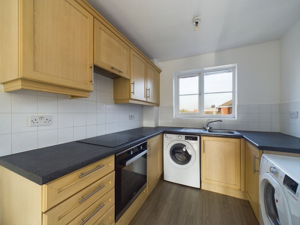 Property photo 2 of 23 Picture No. 04