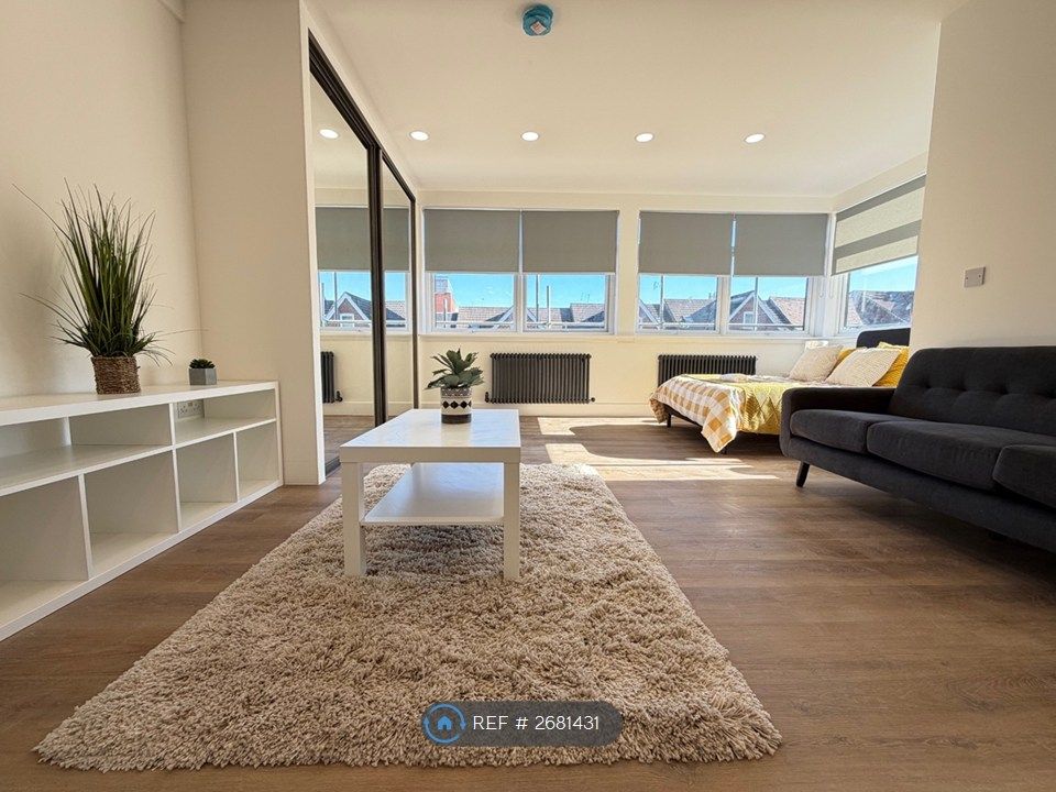 Property photo 3 of 14 Furnished Studio Example