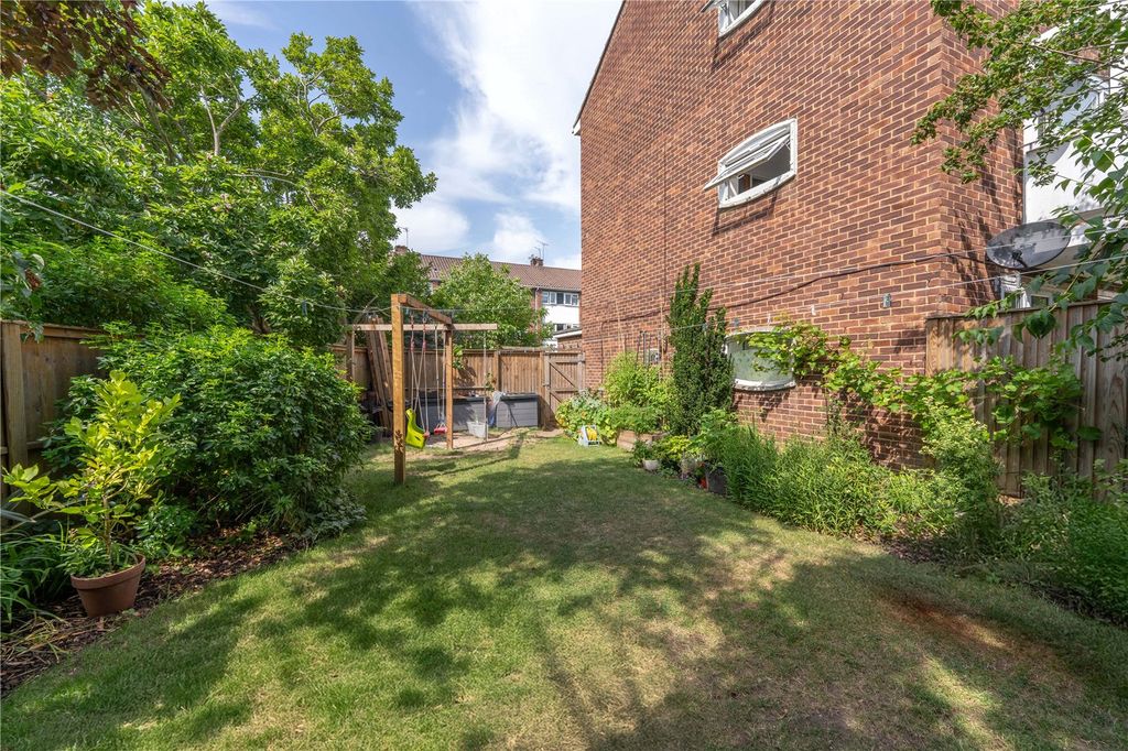 Property photo 2 of 15 Picture No. 33
