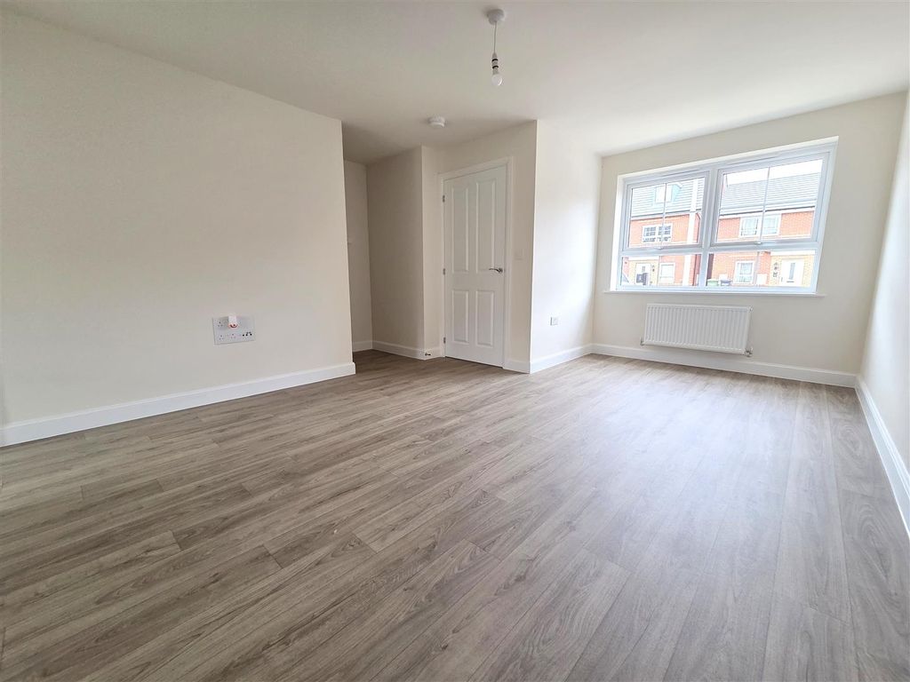 Property photo 2 of 13 Living Room