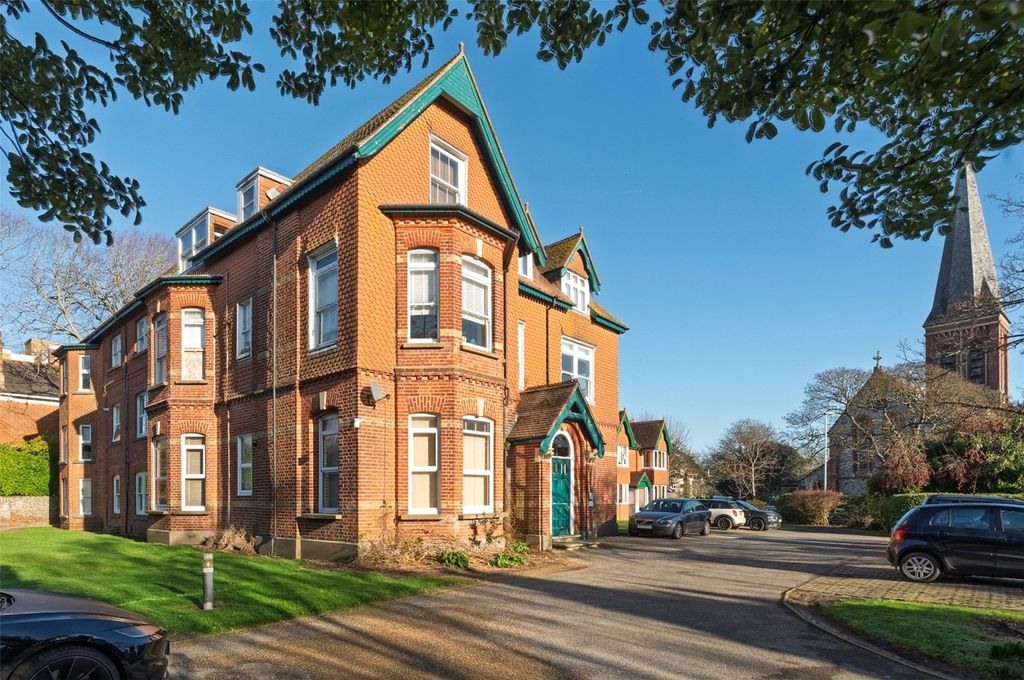 Property photo 1 of 17 Picture No. 04