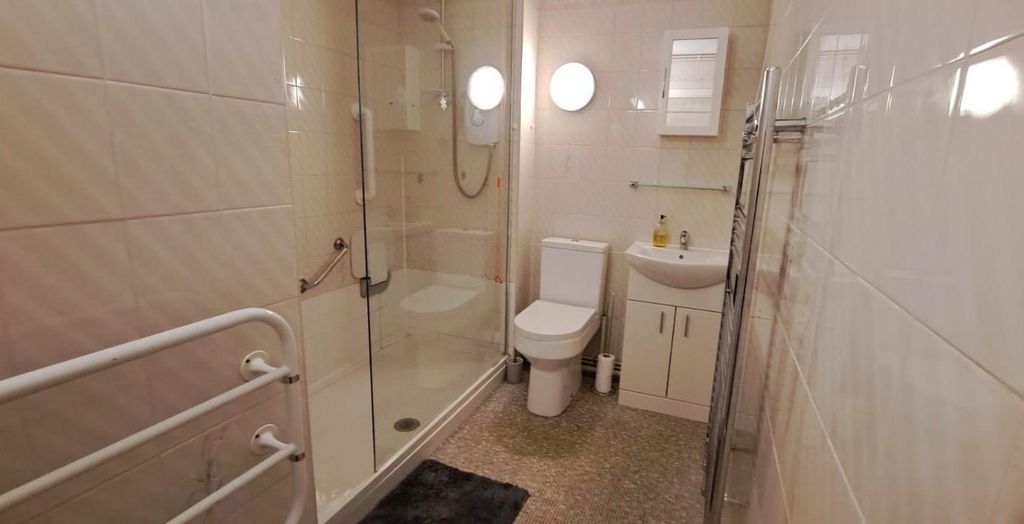 Additional image 6 of 2 bed flat for saleKing Edward Road, Knutsford WA16