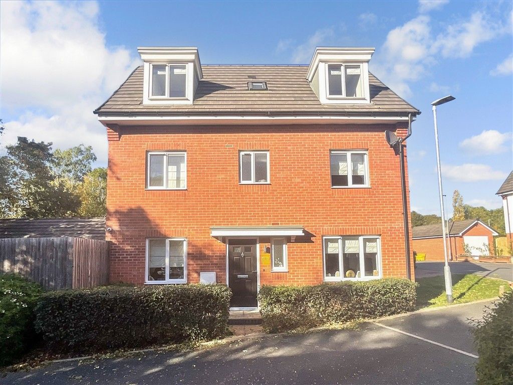 Property photo 3 of 14 Front New