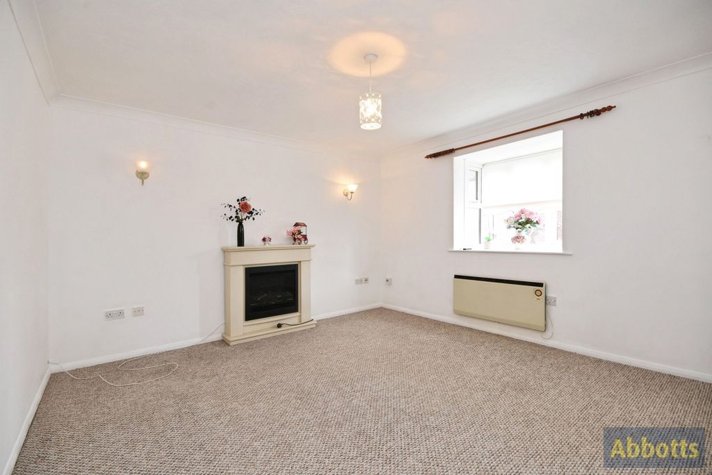 Property photo 3 of 18 Pbox-Img.Jpg