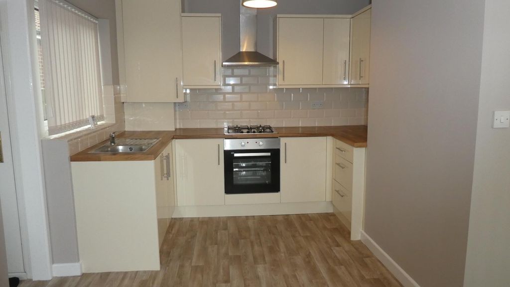 Property photo 2 of 17 P1270090.Jpg