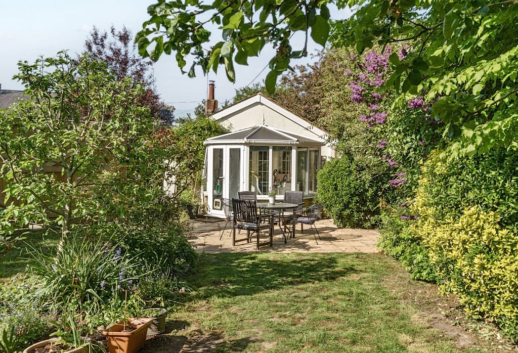 Property photo 1 of 24 Picture No. 63
